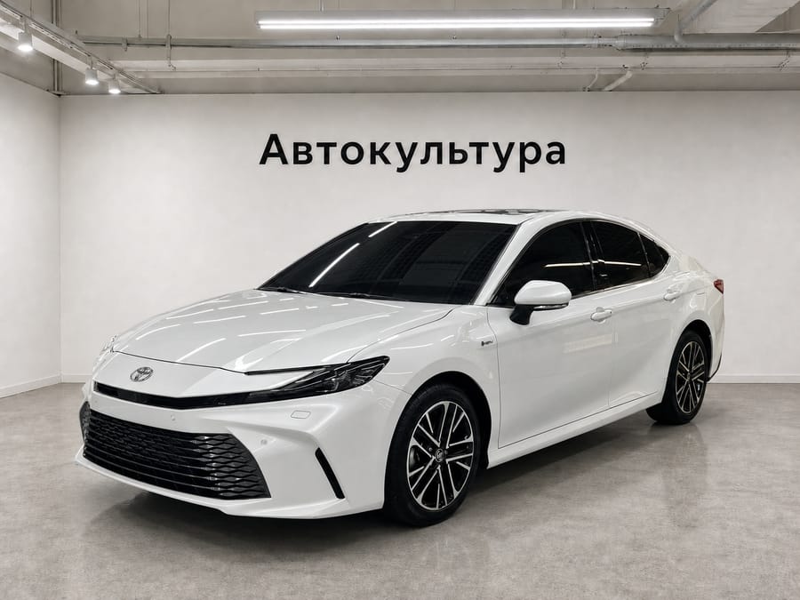 Toyota Camry 2025 2.5 XLE Hybrid